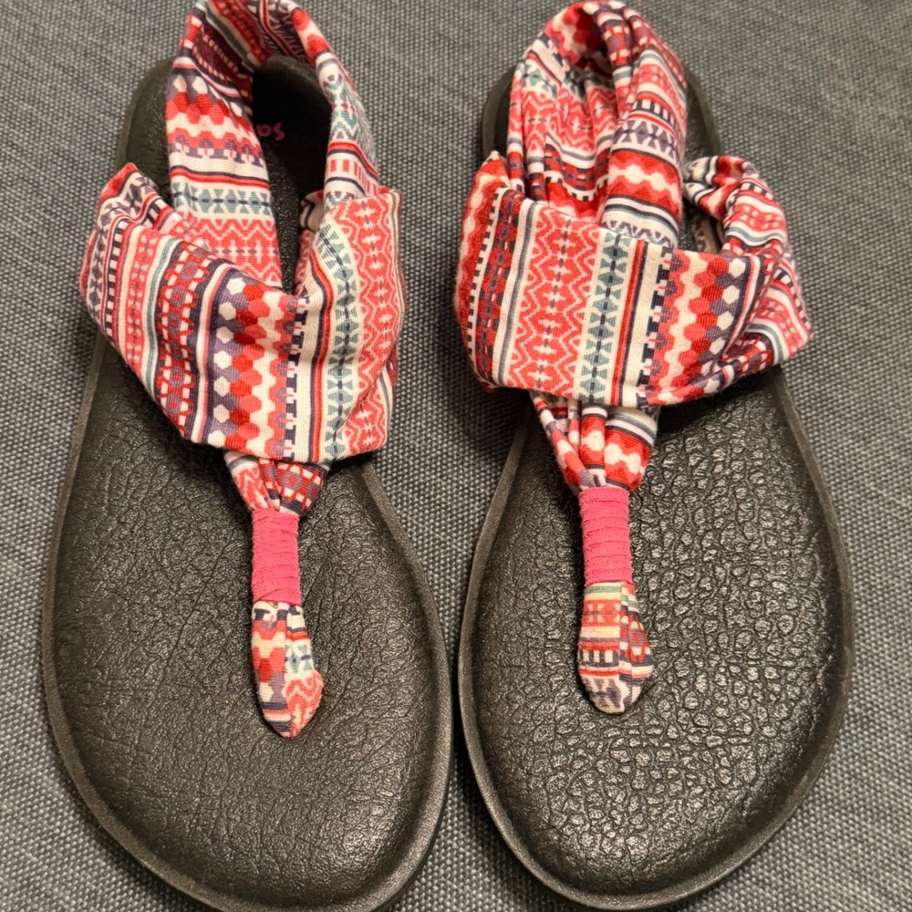 Sanuk Yoga Sling 2 Sandals Red White Blue Tribal Print Womens 6 1016459